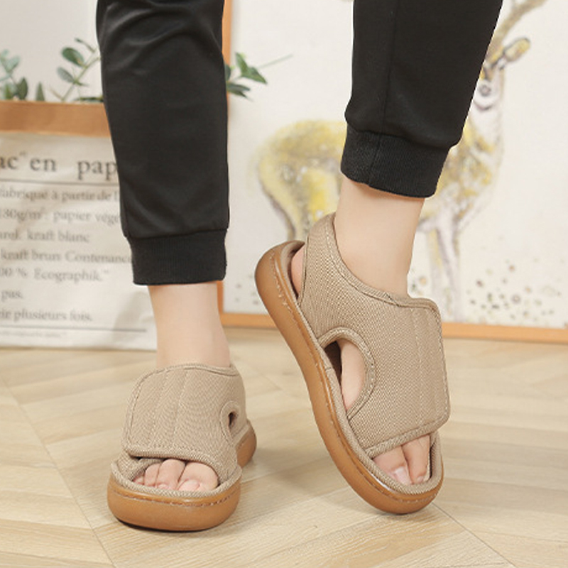 Foot comfort – Adjustable anti-slip Velcro sandals
