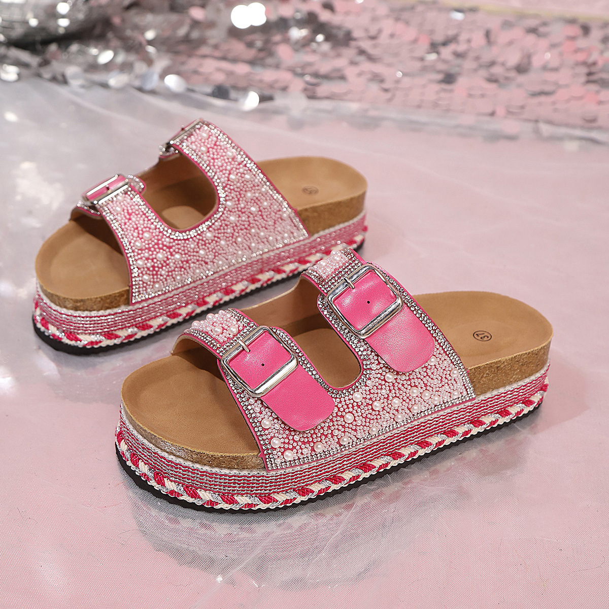 🔥Last Day 70% OFF - Women's Versatile Rhinestone Platform Slippers