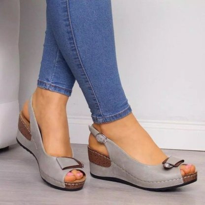 🔥Last Day Promotion 50% OFF - New Women's Comfortable Soft Sole High Heel Leather Sandals