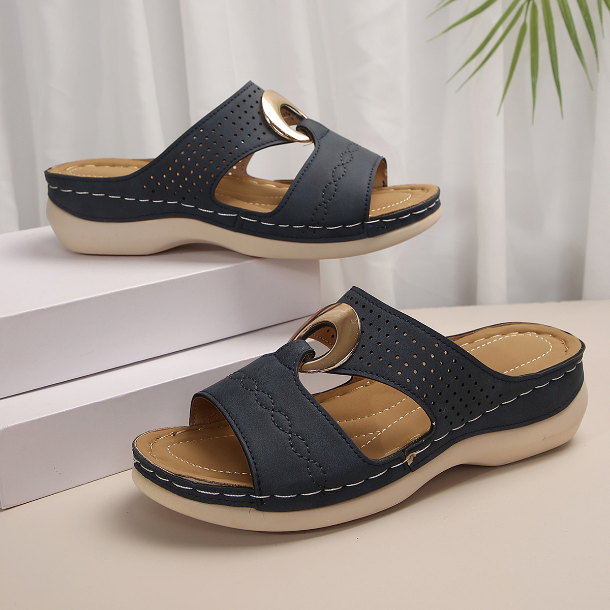 🔥Last Day 60% OFF - Orthopedic Metal Ring Wedge Sandals ( Buy 2 Free Shipping )