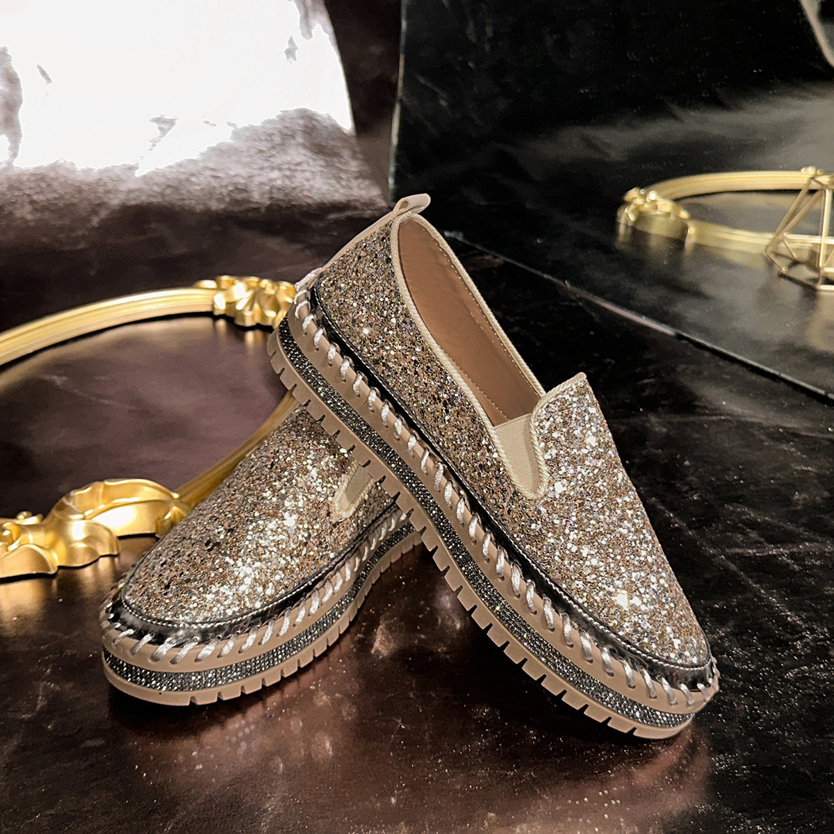 Recommended Women's Sequin New Fashion Casual Shoes ( BUY 2 FREE SHIPPING )