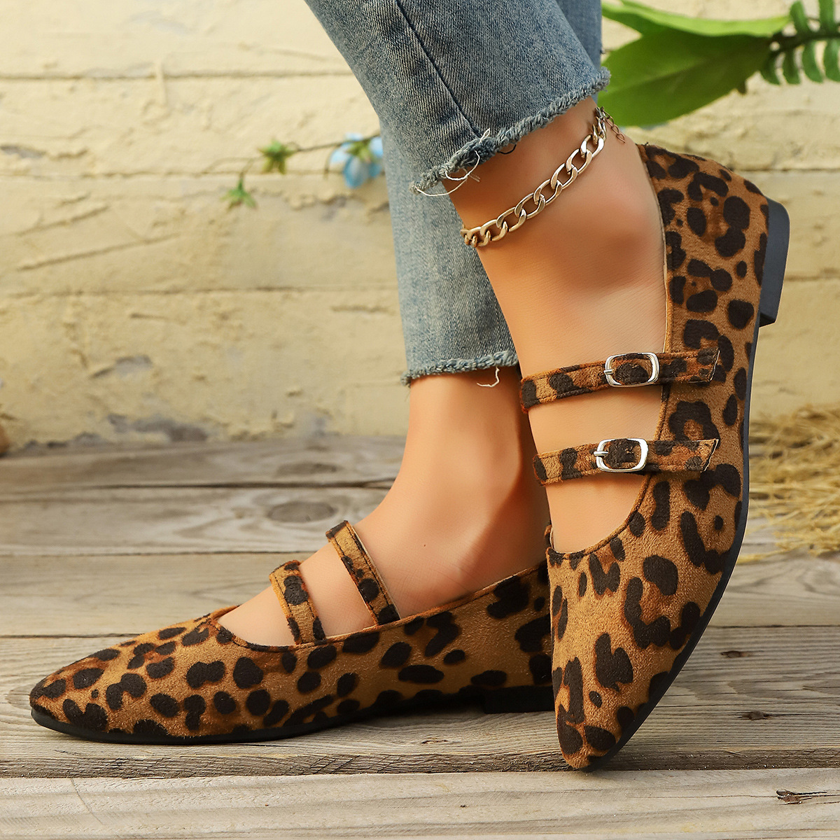 🔥Last Day 60% OFF - Women's Comfortable Leopard Mary Jane Leather Shoes