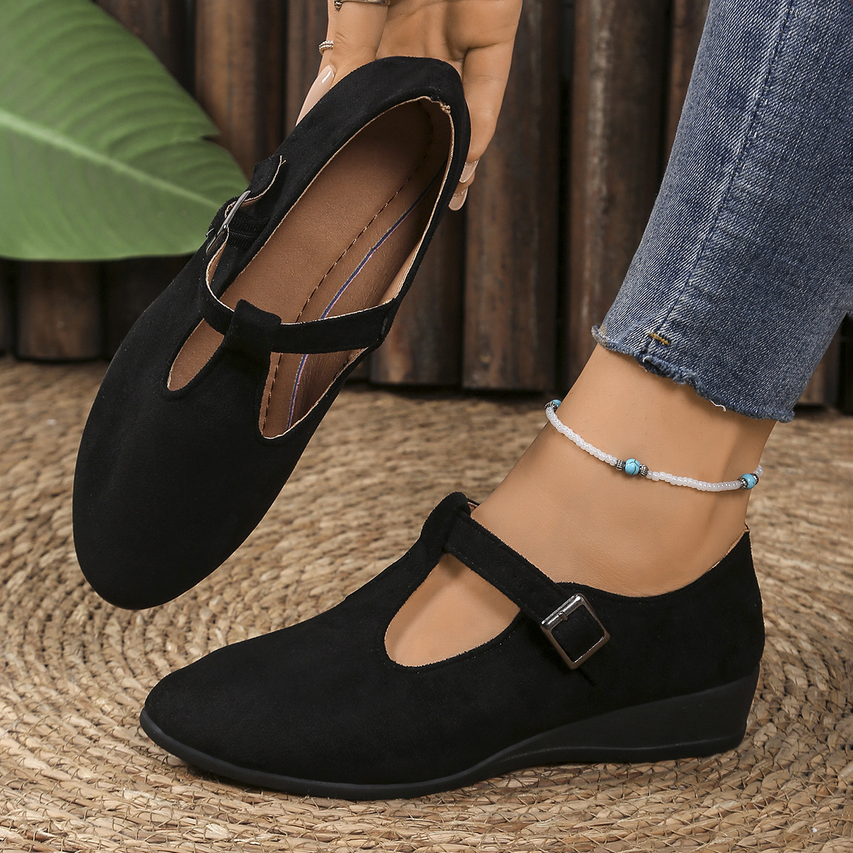 🔥Last Day 60% OFF - Women's Comfortable Pointed Toe Shallow Buckle We