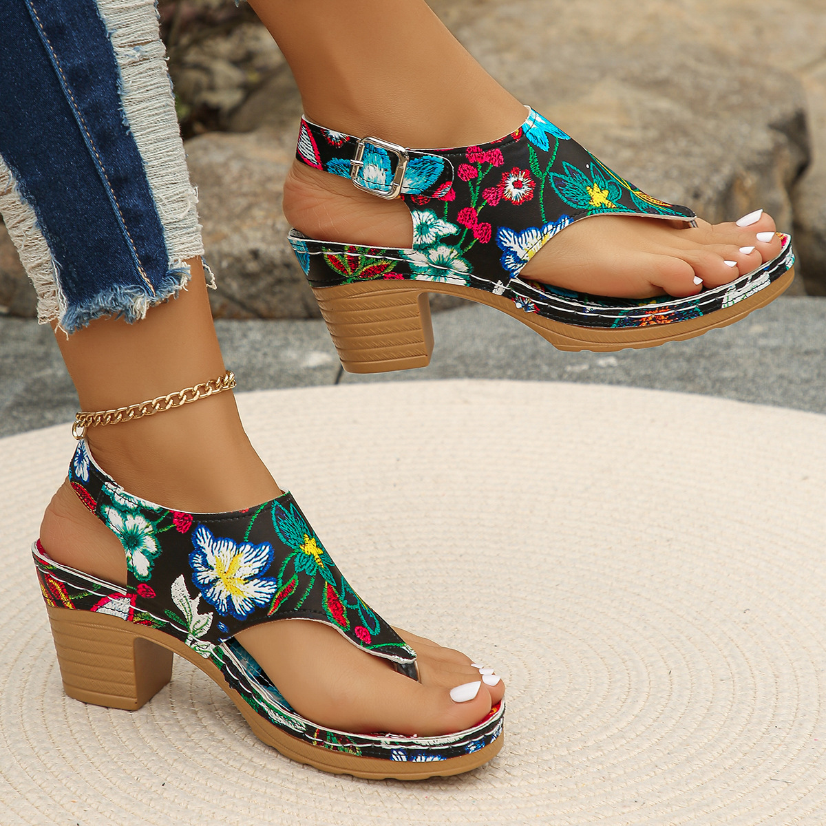 🔥Last Day 70% OFF - Oversized mid-heel printed sandals