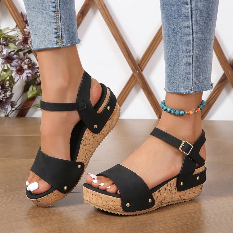 Recommended New Wedge Heel Large Size Thick-soled Buckled Sandals ( BUY 2 FREE SHIPPING )