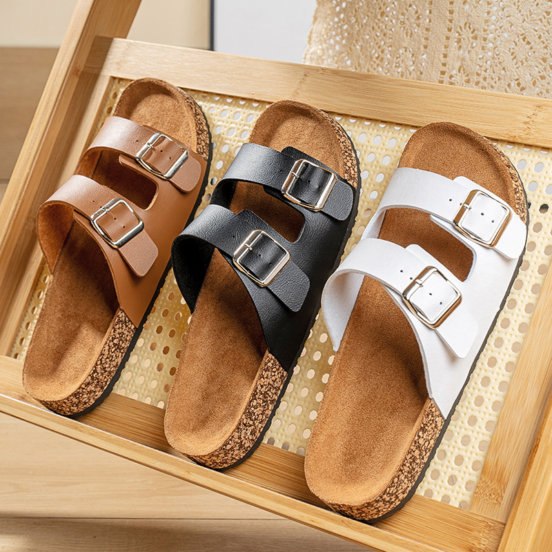 Vintage leather double buckle shoes