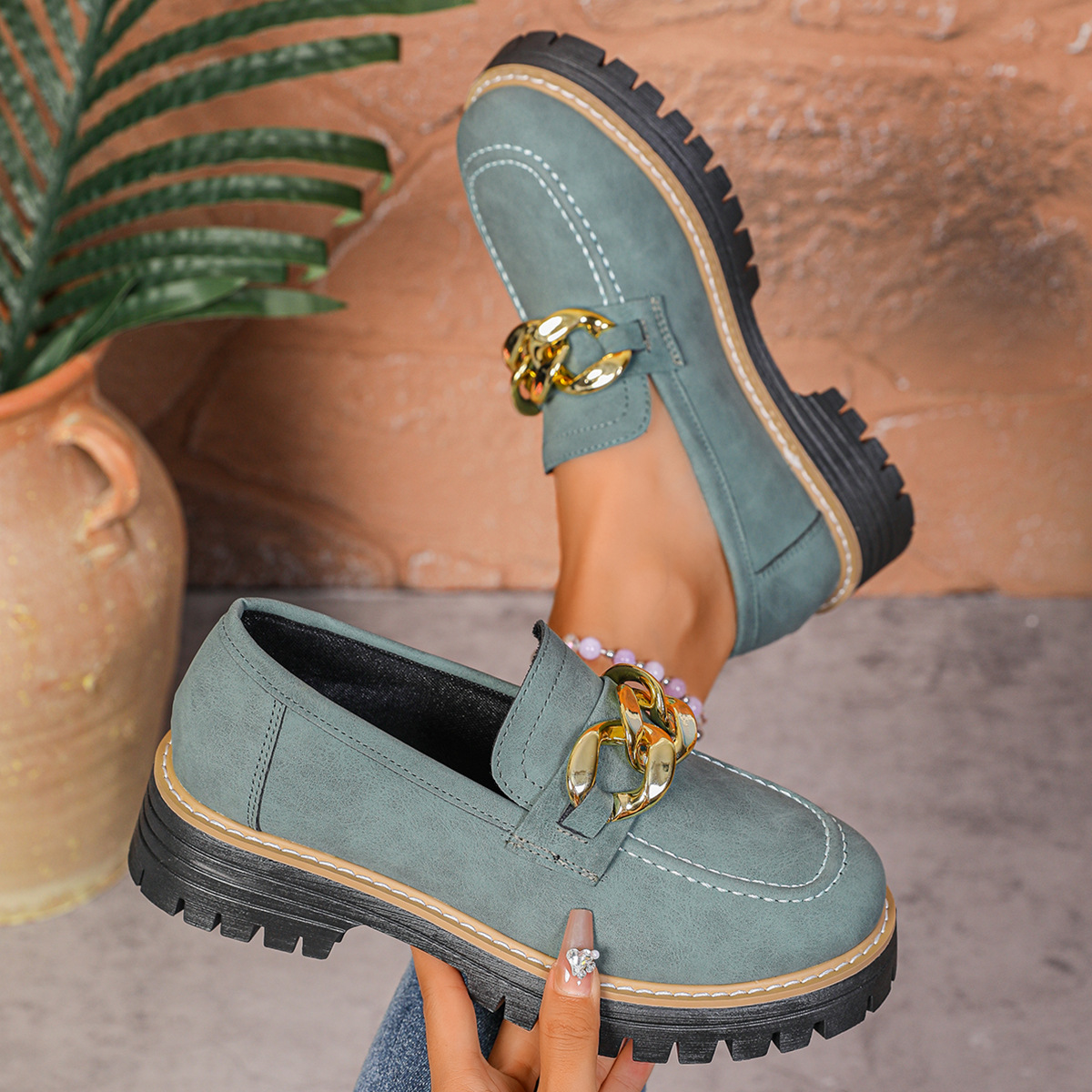 Metal Chain Thick-soled Versatile Casual Loafers