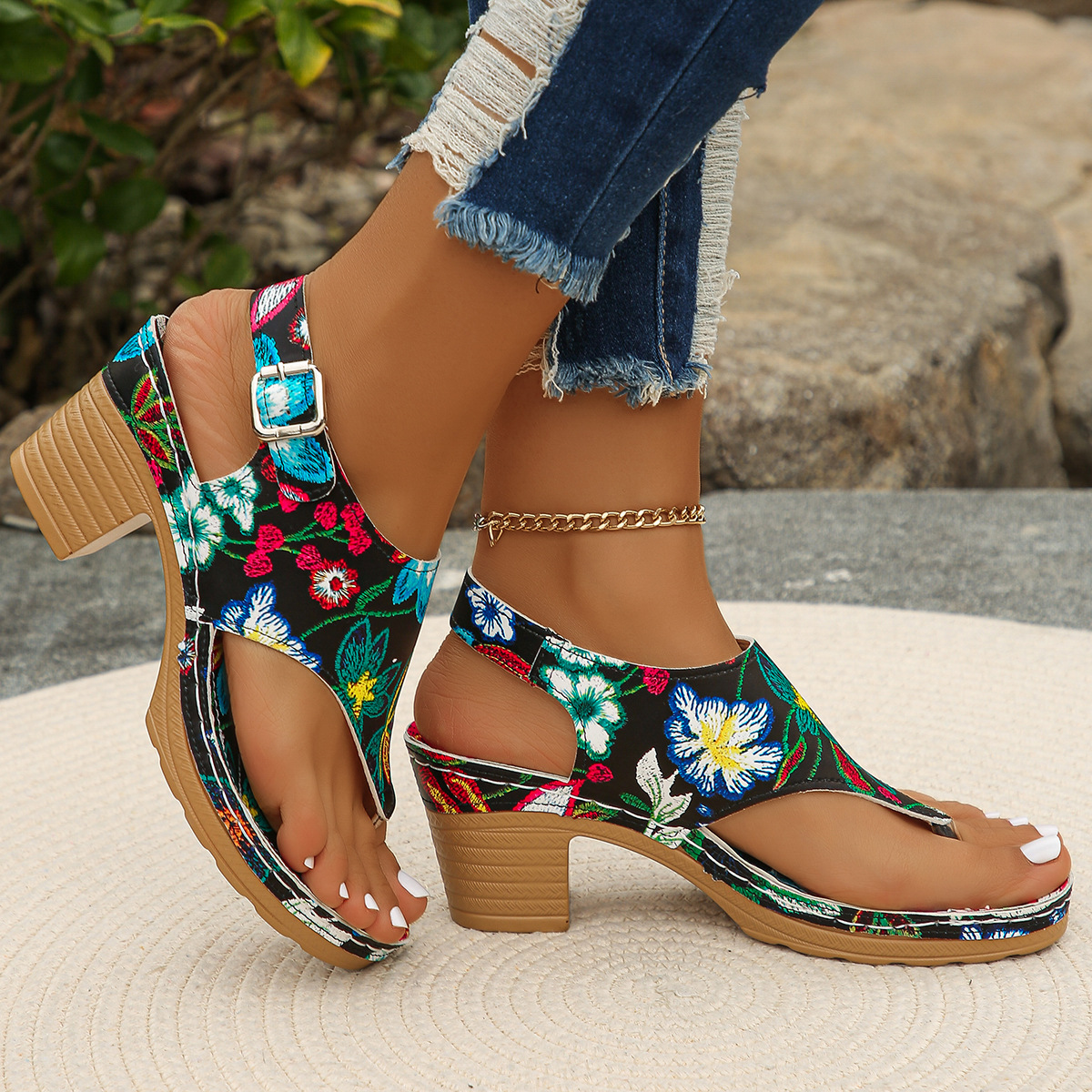 🔥Last Day 70% OFF - Oversized mid-heel printed sandals
