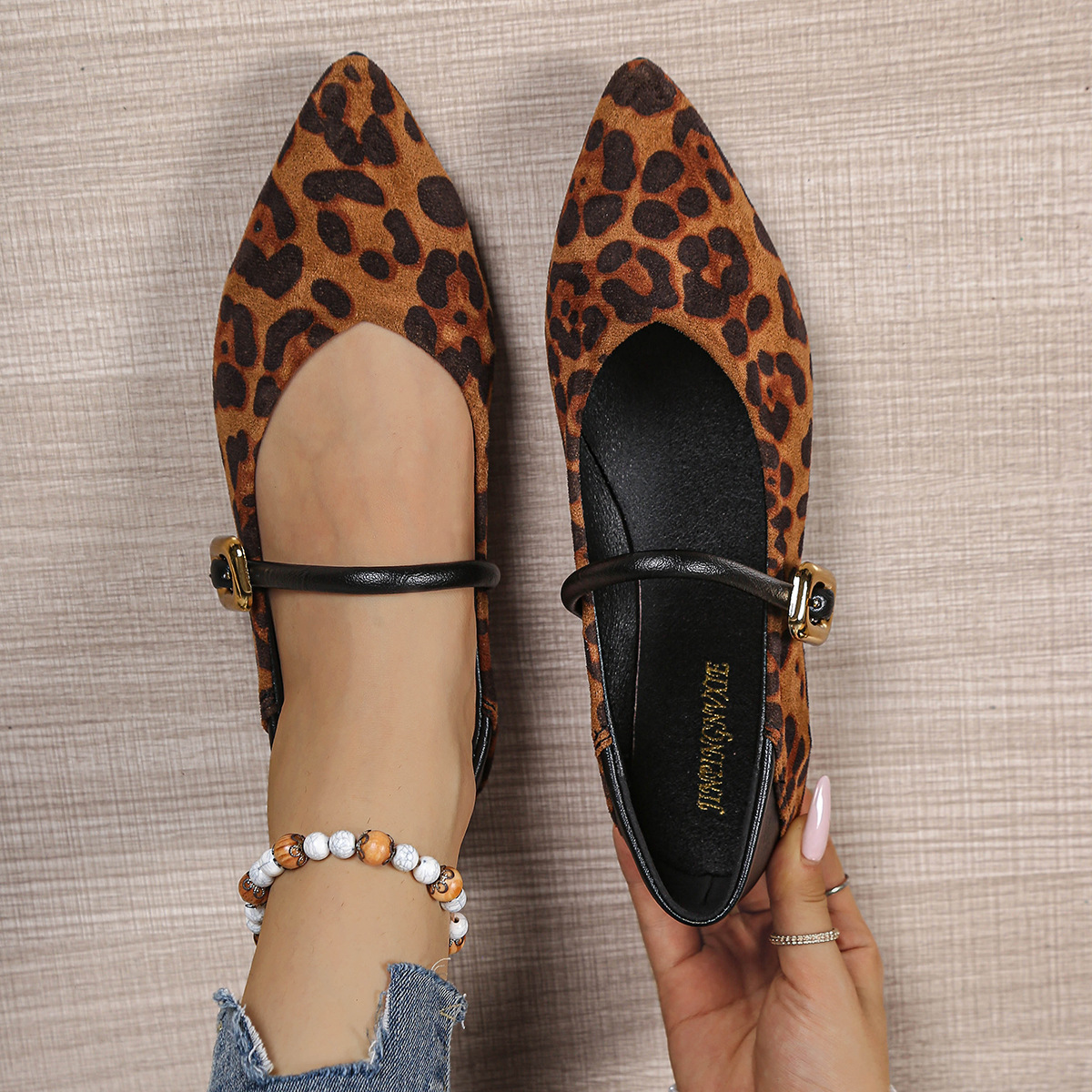 🔥Last Day 60% OFF - Women's Comfortable Leopard Mary Jane Shoes