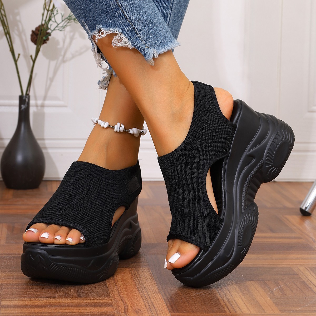 🔥Last Day 60% OFF - Women's Fashionable Thick-soled Sporty Sandals