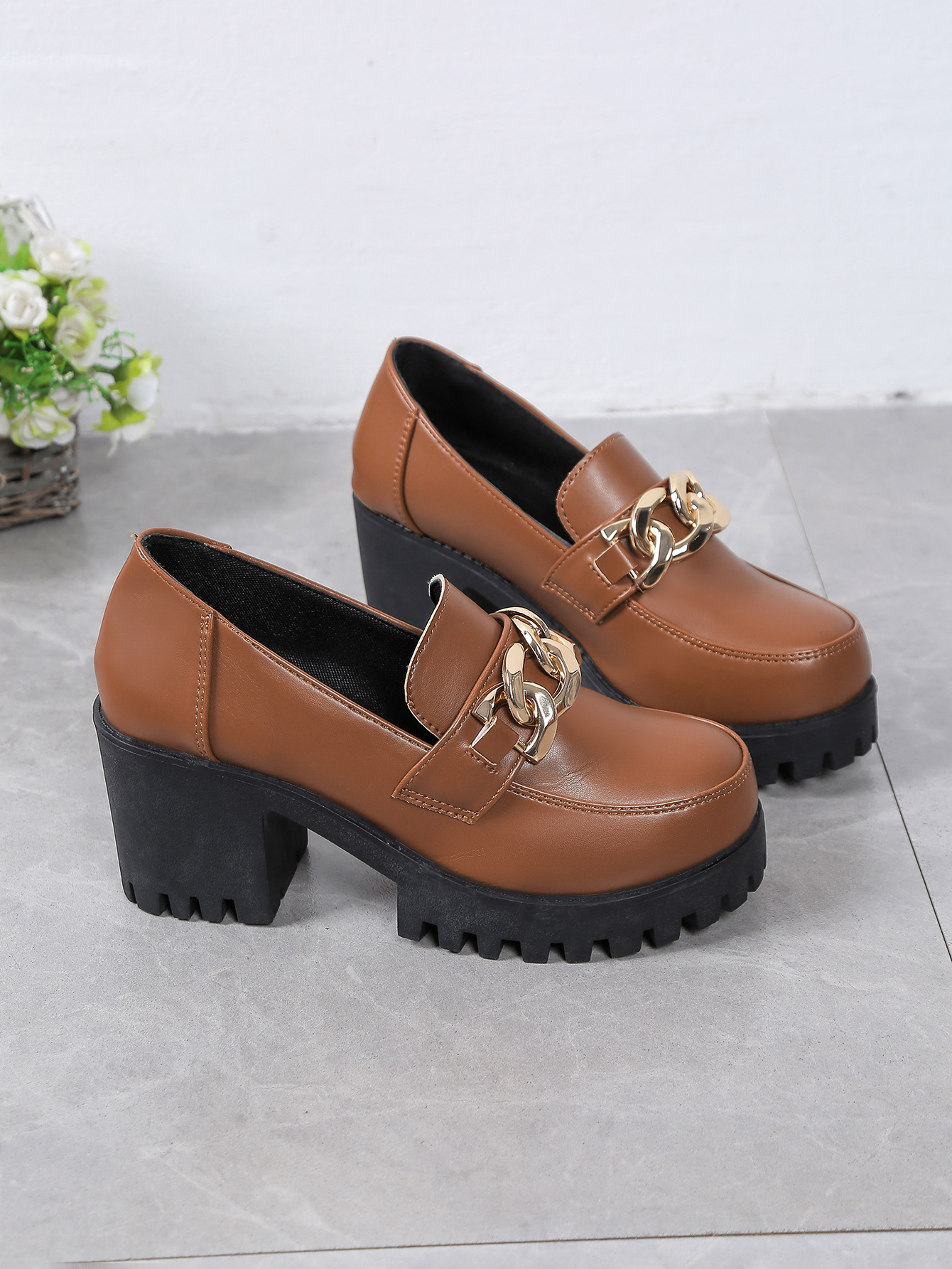 ❄ Early Christmas Sale 70% OFF 👟Women's Waterproof Leather High-heeled Loafers