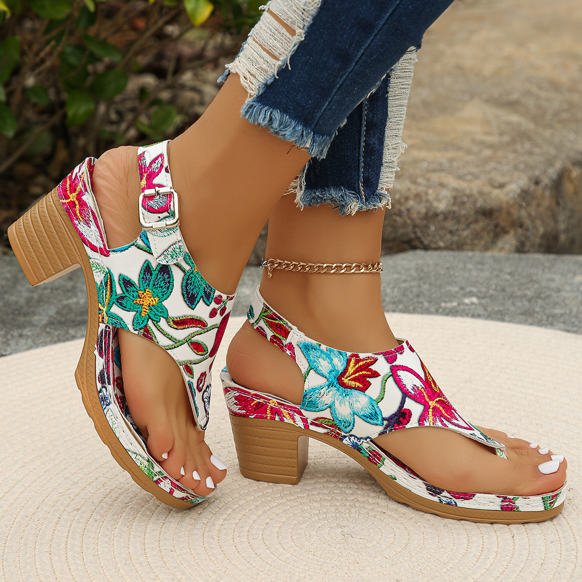 🔥Last Day 70% OFF - Oversized mid-heel printed sandals
