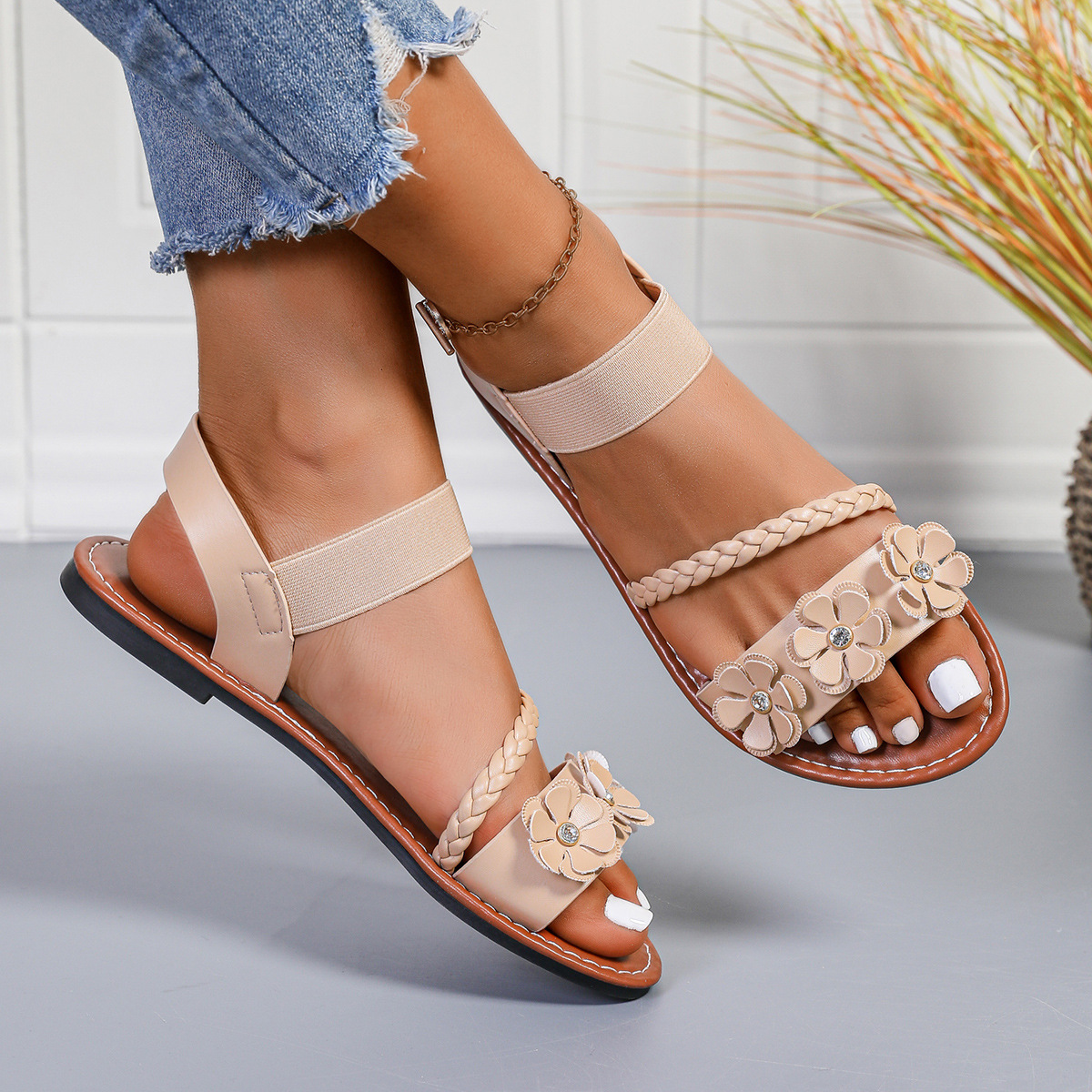 🔥Last Day 60% OFF - Women's Comfortable Floral Flat Sandals