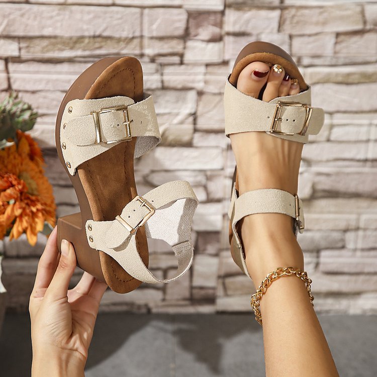 Comfortable Flat Hige Heel Sandals