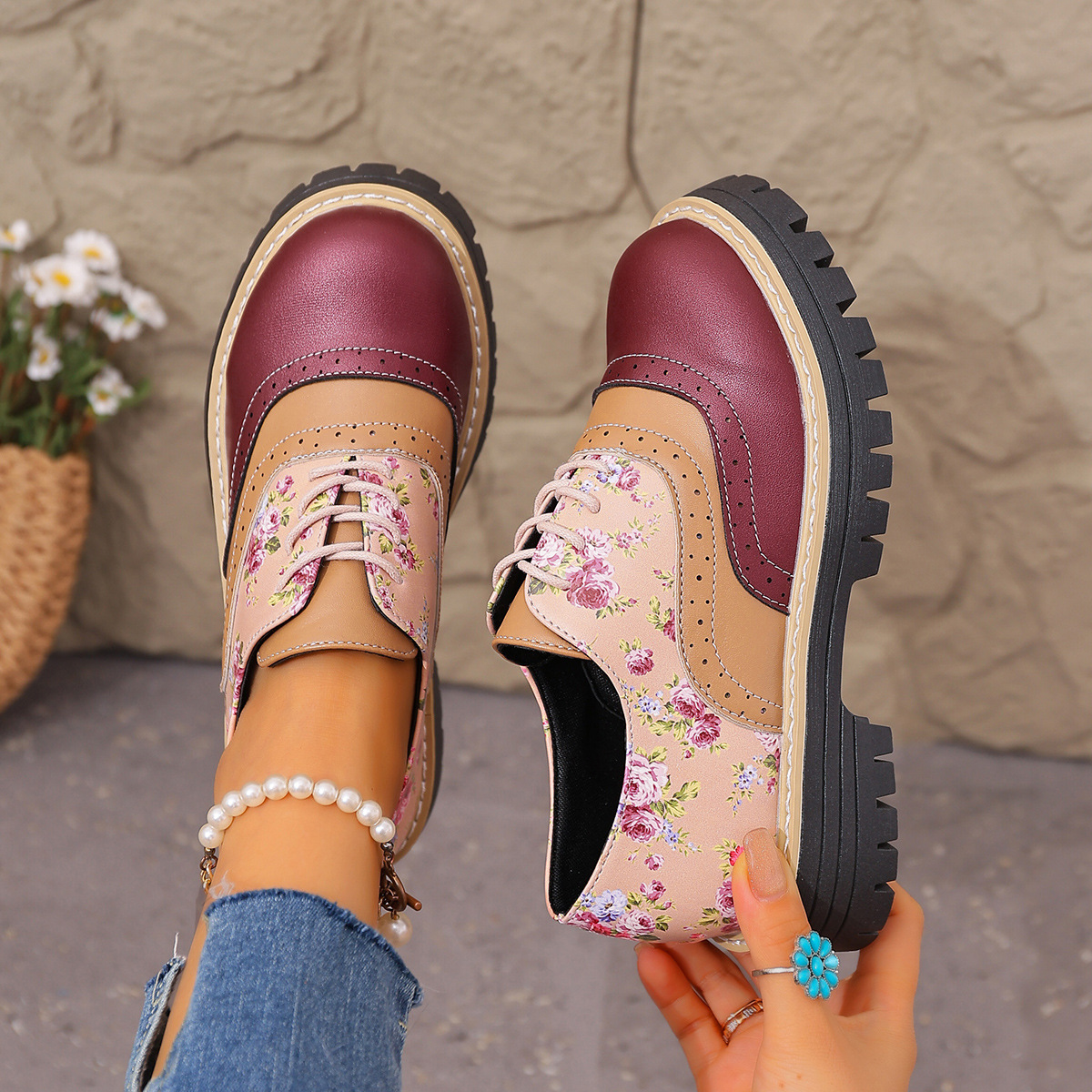 Plus-size color-block flats ( BUY 2 FREE SHIPPING )