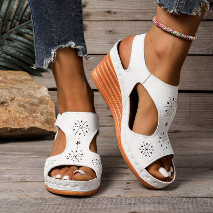 🔥Last Day 60% OFF - Women's Soft Leather Fashionable Rome Sandals
