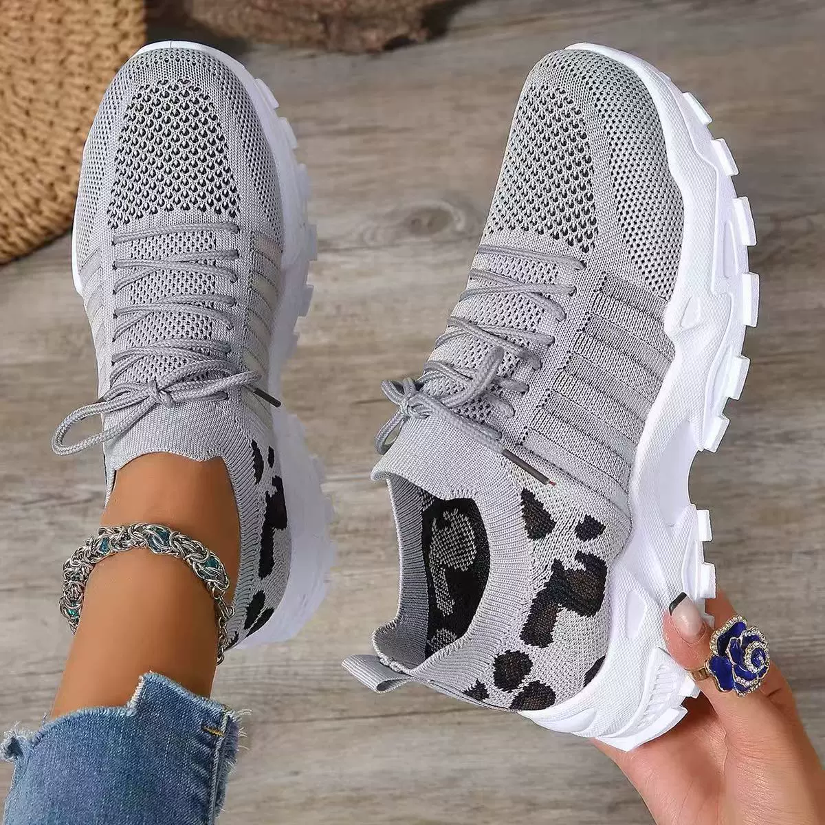 🔥Last Day Promotion 50% OFF - Women's Comfortable Casual Breathable Sneakers