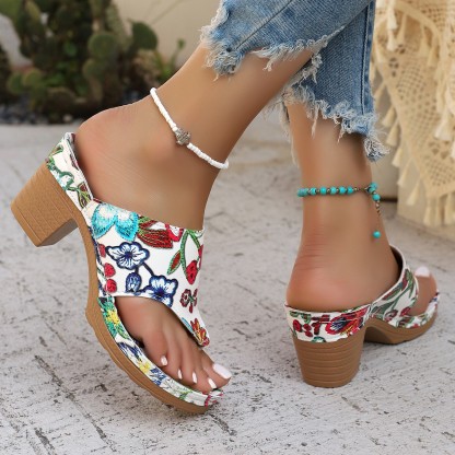 🔥Last Day 60% OFF - Flower embroidered high heels sandals