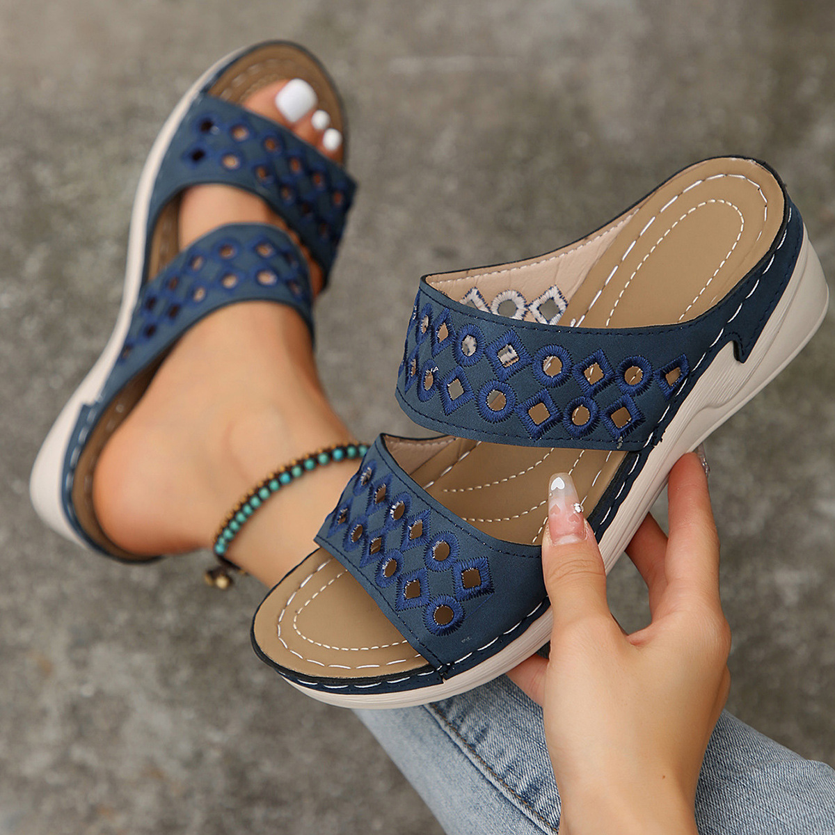 Orthopedic wedge heel platform slippers