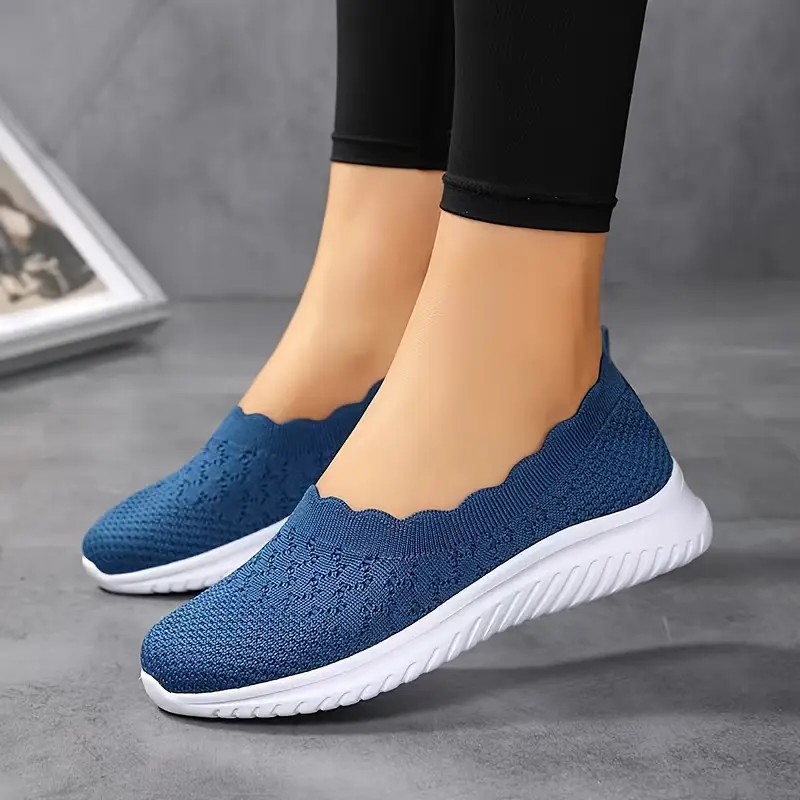 Comfy Solid Color Women's Knit Flat Anti-skid Slip On Casual Walking Shoes
