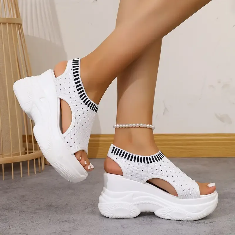 🔥Last Day 70% OFF - Women's Fashionable Thick-soled Sporty Sandals