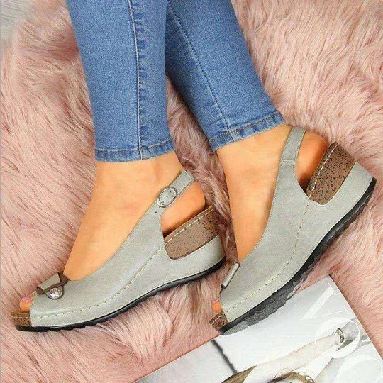 🔥Last Day Promotion 50% OFF - New Women's Comfortable Soft Sole High Heel Leather Sandals