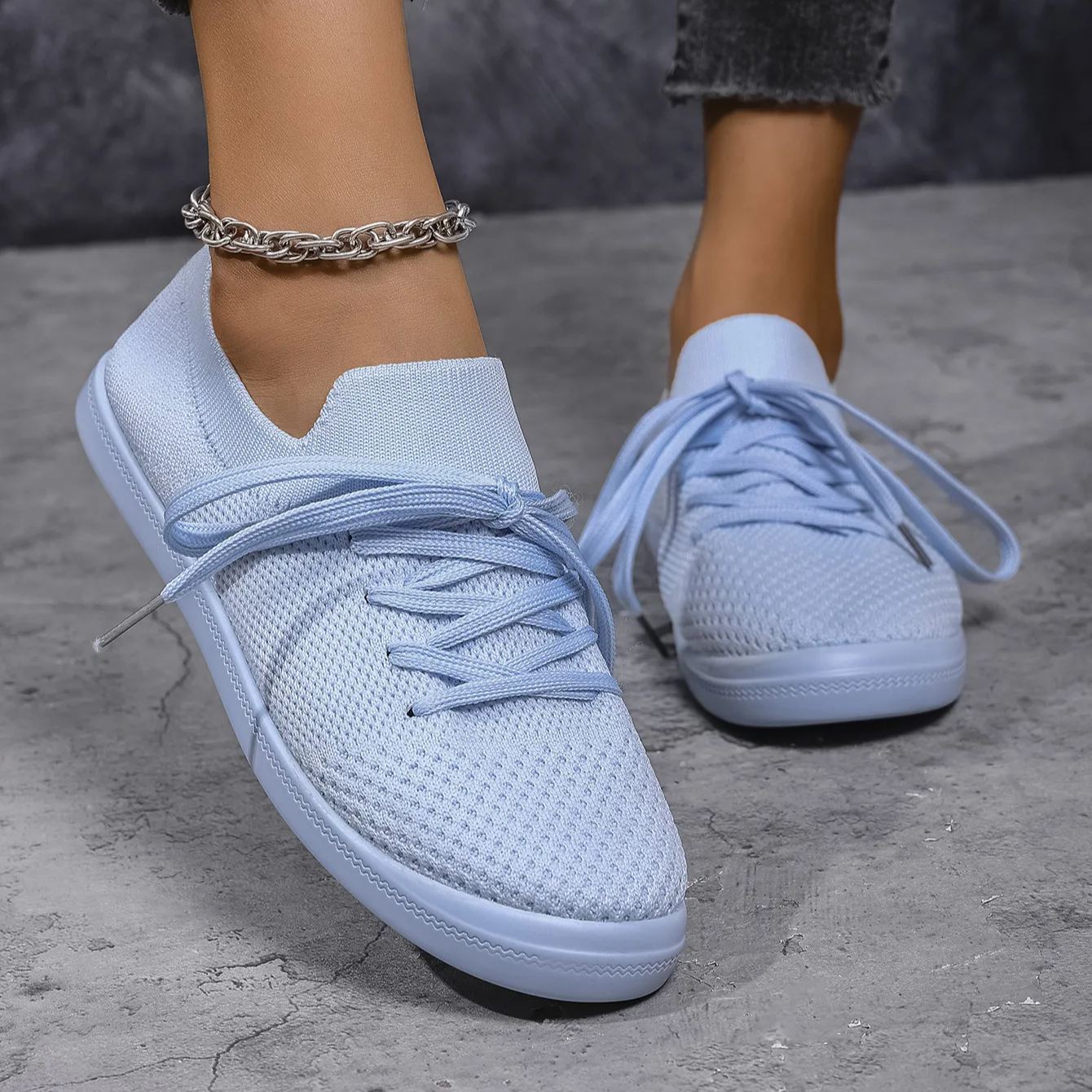 Mesh Flying Woven Light Lace-up Solid Color Flat Shoes
