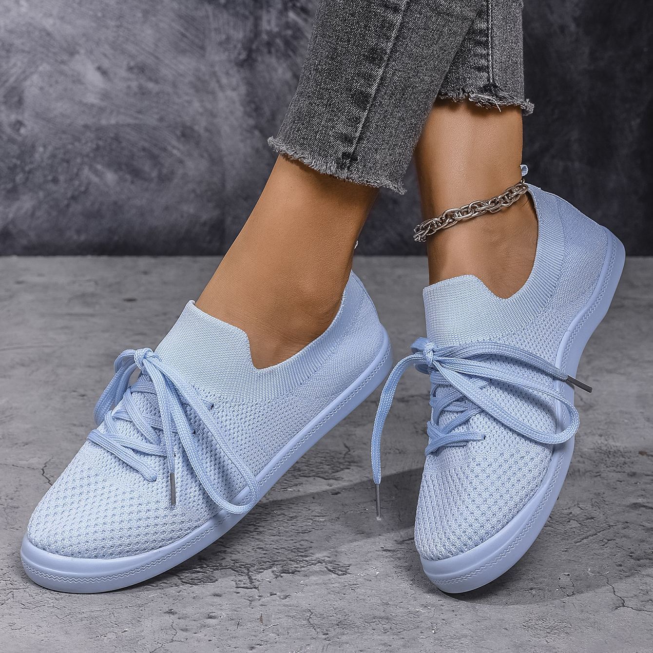 Mesh Flying Woven Light Lace-up Solid Color Flat Shoes