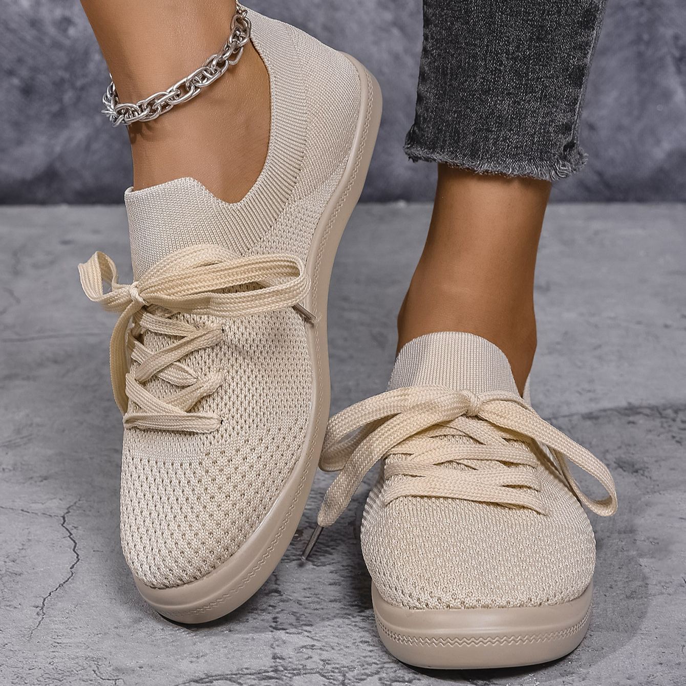 Mesh Flying Woven Light Lace-up Solid Color Flat Shoes