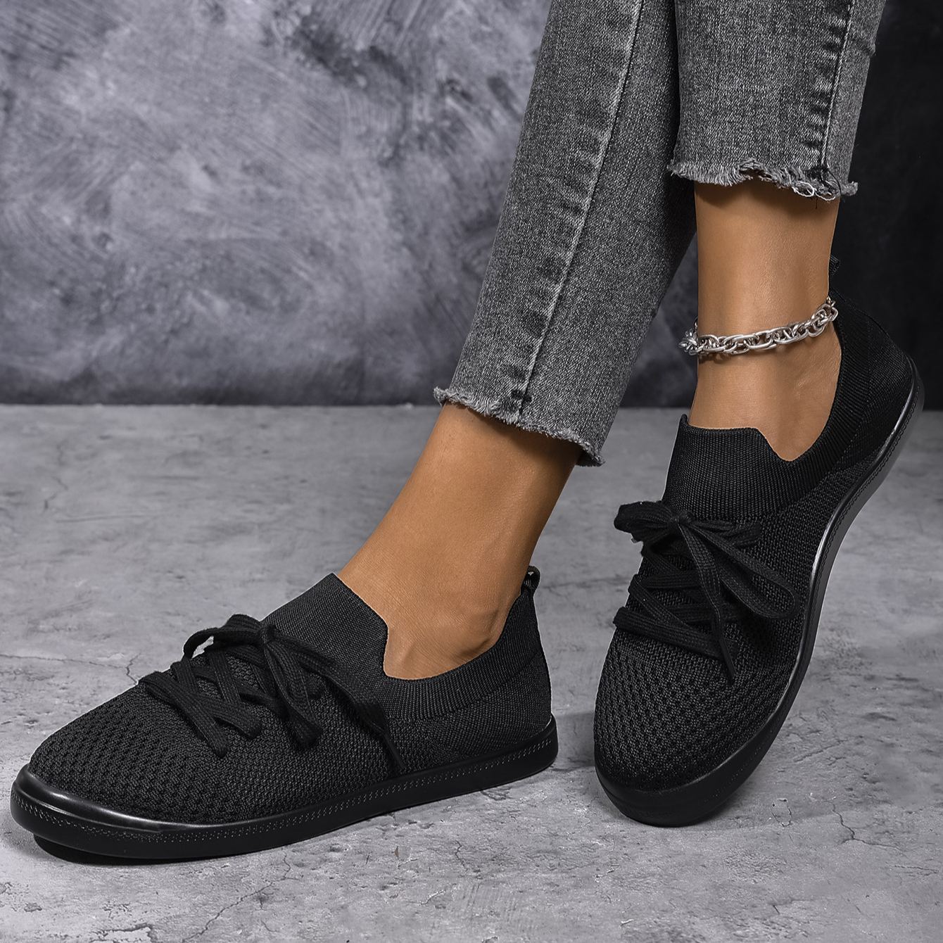 Mesh Flying Woven Light Lace-up Solid Color Flat Shoes