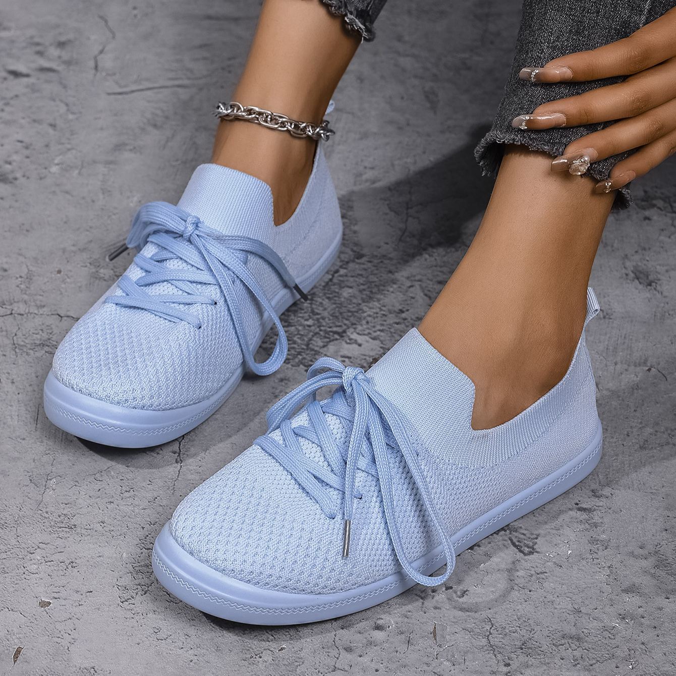 Mesh Flying Woven Light Lace-up Solid Color Flat Shoes