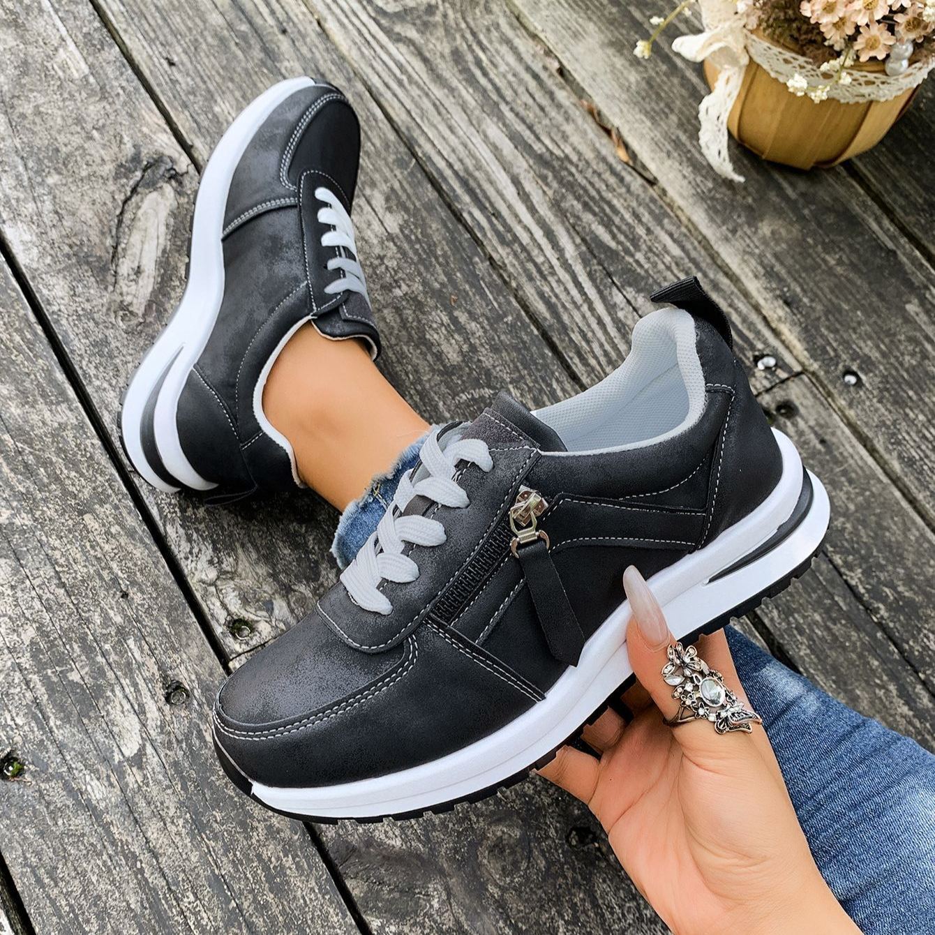 🔥Clearance Sale 60% OFF - Waterproof Orthopedic Comfortable Sneakers