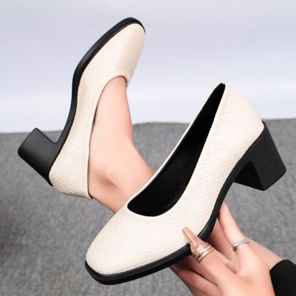 Foot comfort – Versatile low-cut slip-on shoes