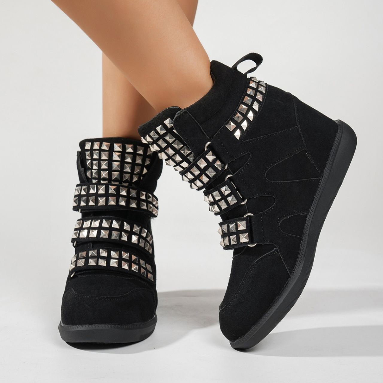 Women's Inner Height-Increasing Rivet-Decorated Short Boots