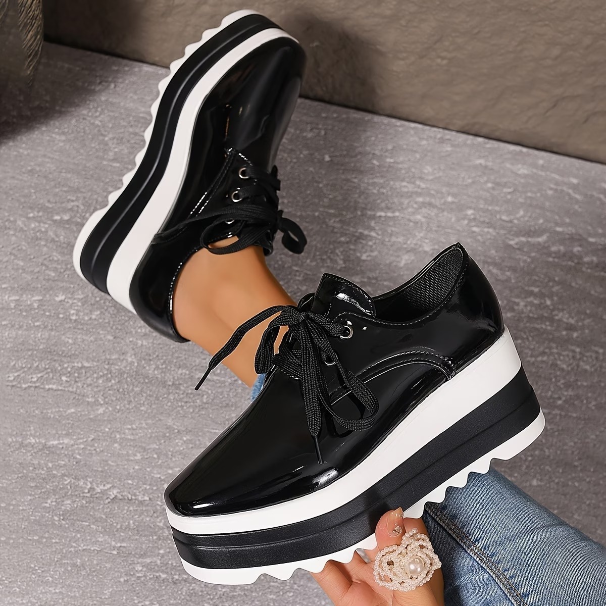 Women's Thick-Soled Height-Increasing Lightweight Versatile Shoes