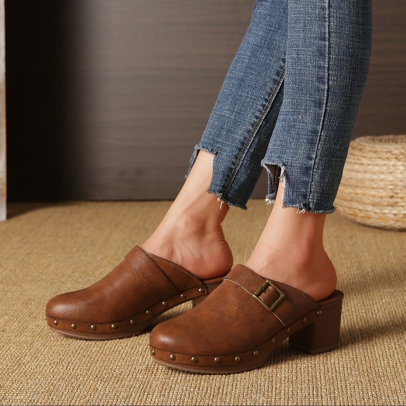 Women'S Retro Chunky-Heeled Mules with Studs And Buckles Sandals