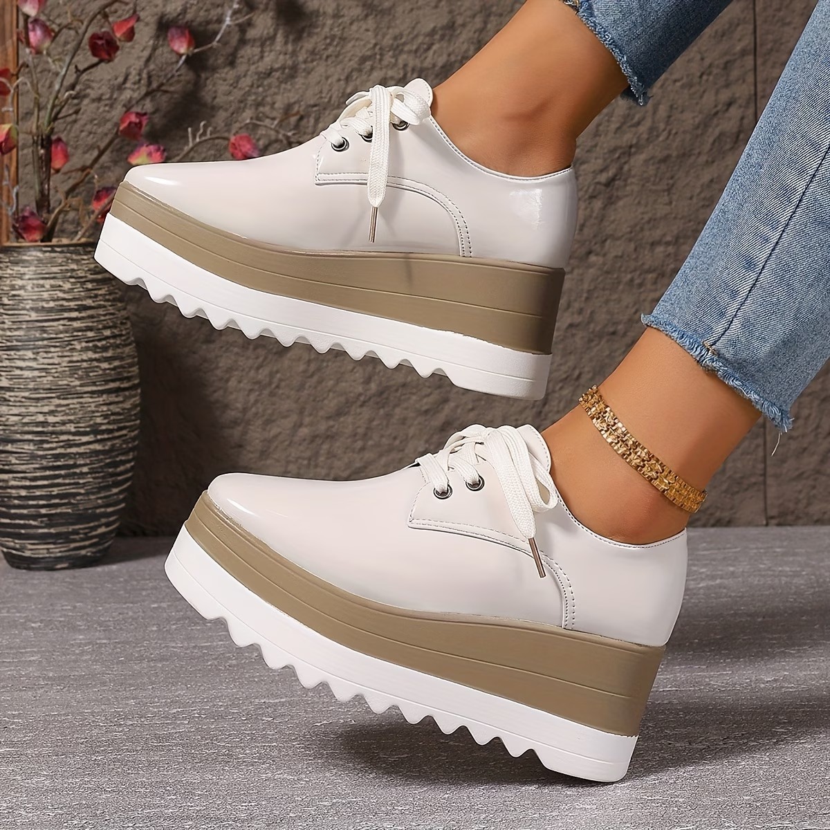 Women's Thick-Soled Height-Increasing Lightweight Versatile Shoes
