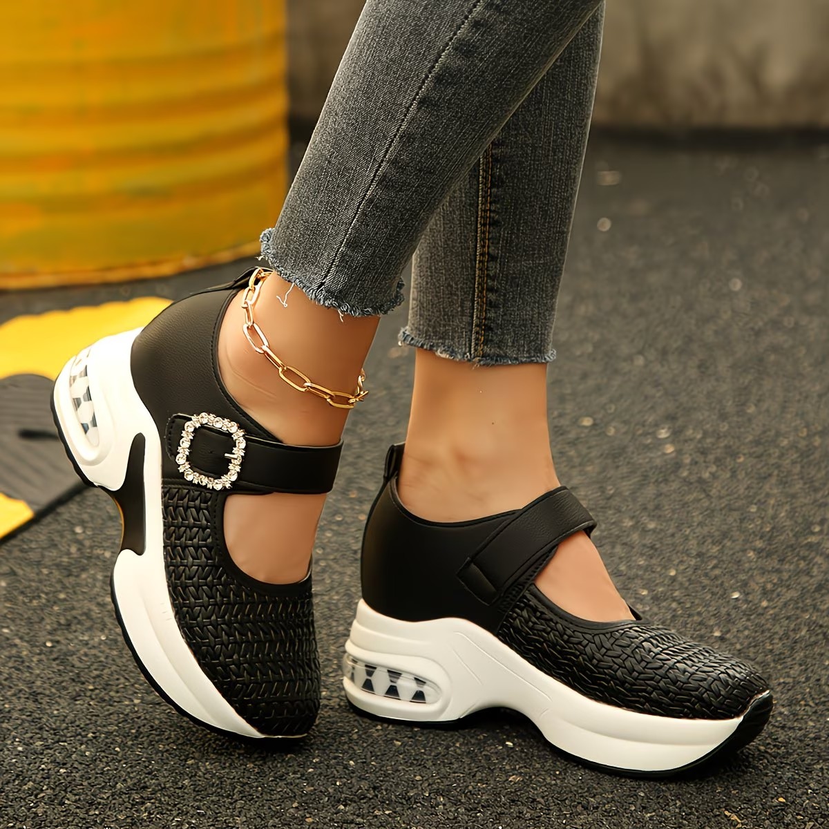 Women's Rhinestone Buckle Flat Shoes