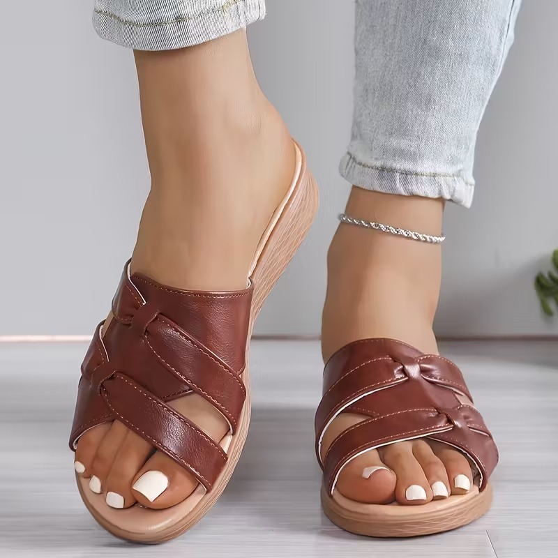 🔥Last Day 60% OFF - Comfortable, Non-Slip Flat Sandals for Women in Larger Sizes