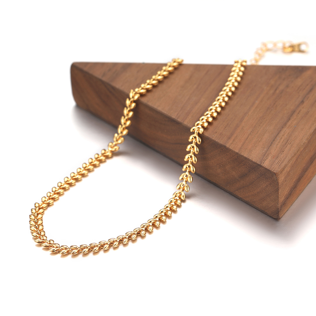 Leaf Short Choker Necklaces for Women