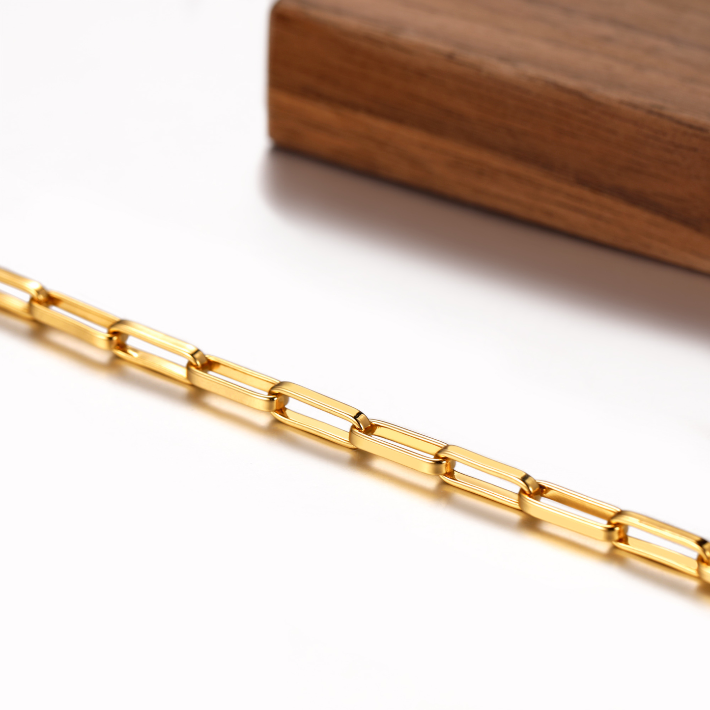 Paperclip 18k Gold Bracelet for Women