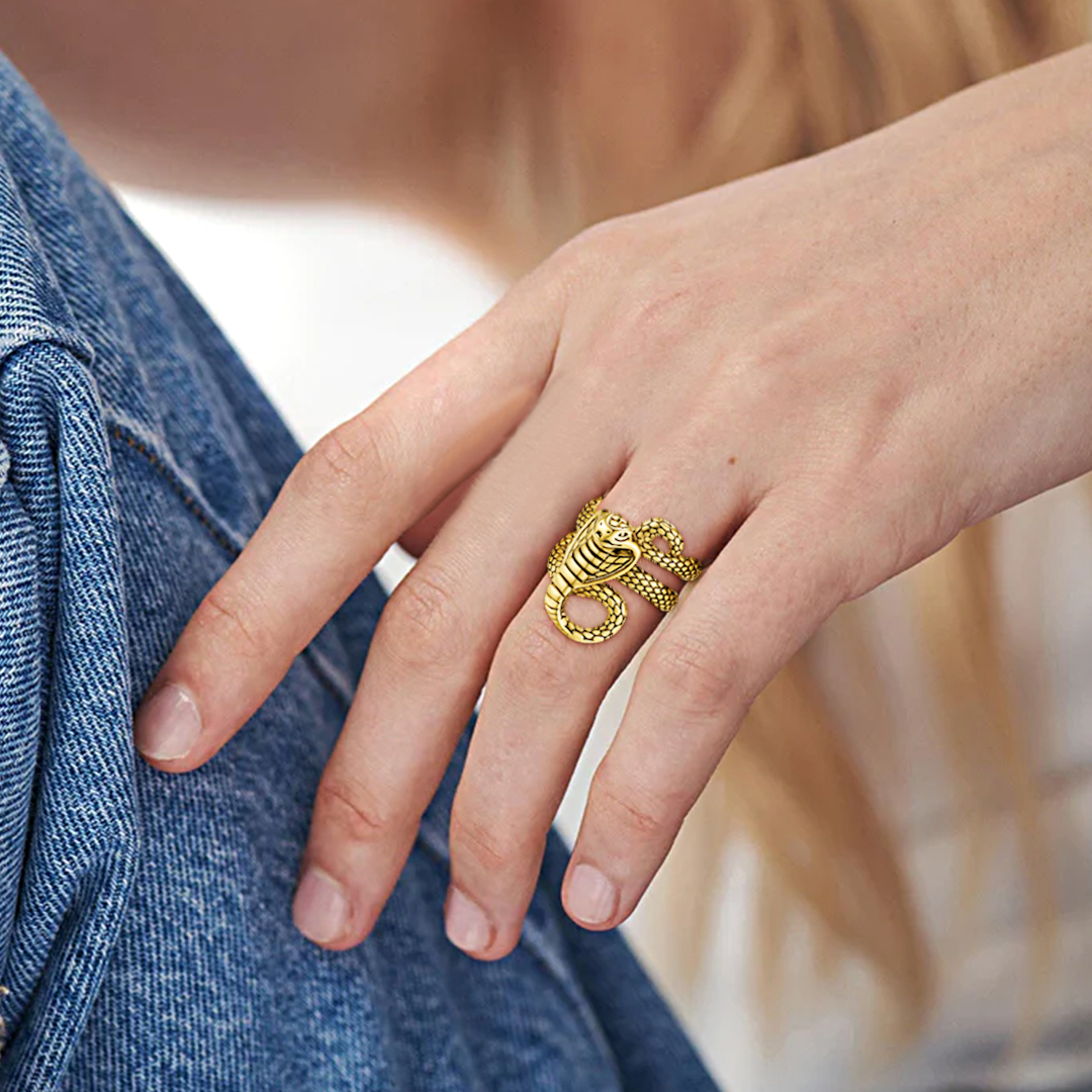 Goth Snake Ring Size 8