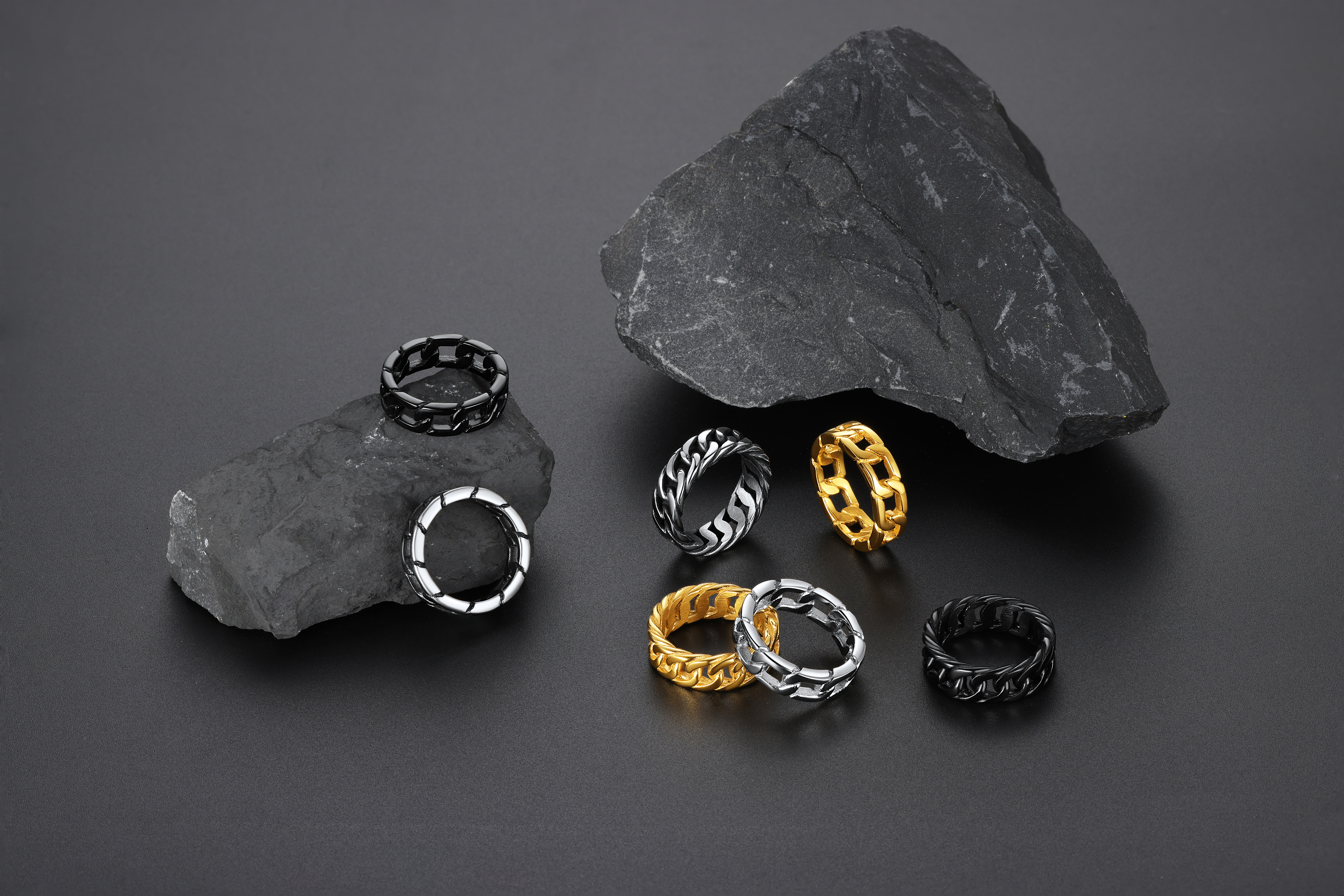 Chain-link Cuban chain ring