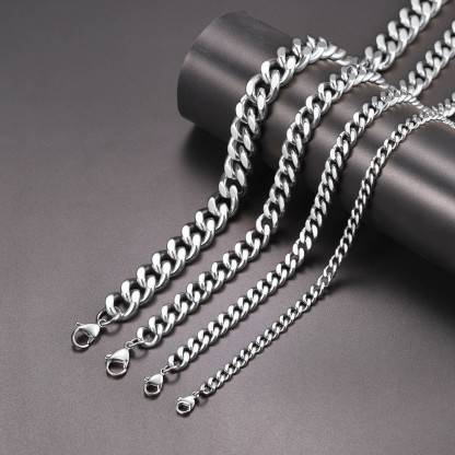 Cuban Link Chain Necklace in Stainless Steel Details-Necklace Width