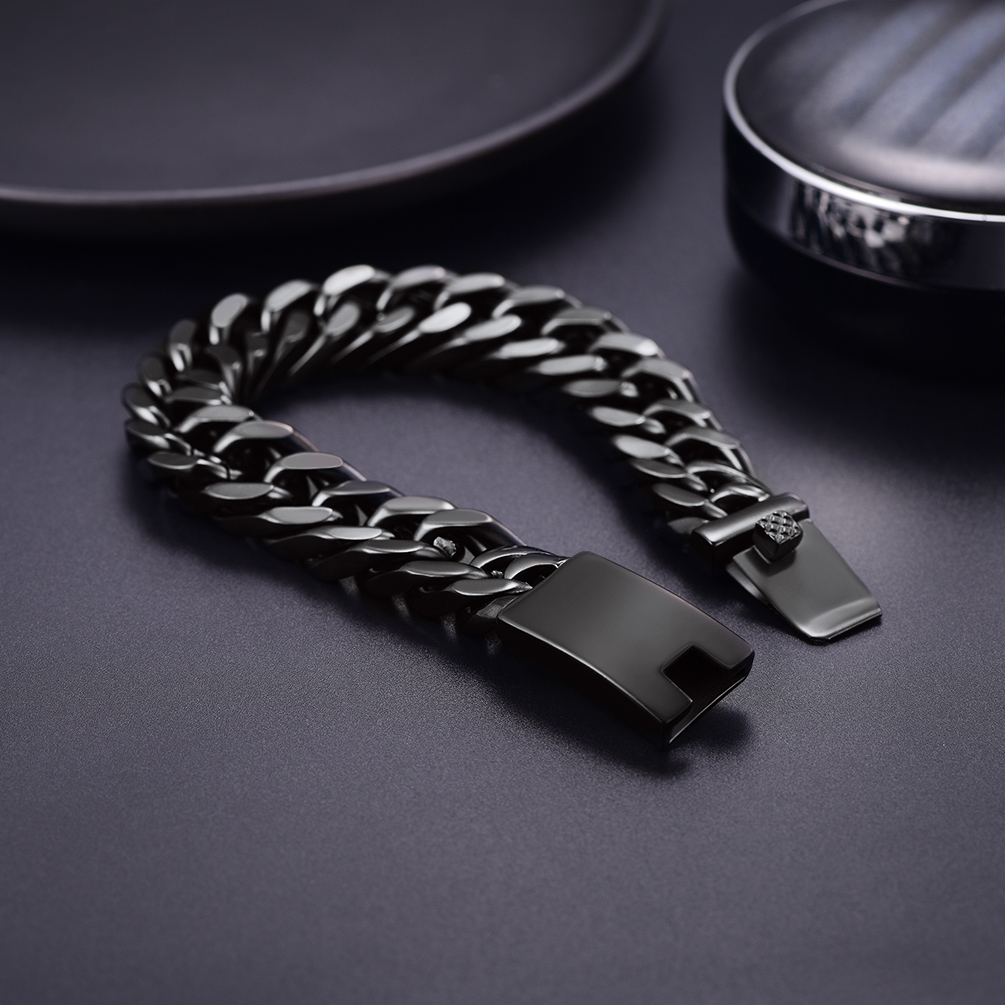 Black Cuban bracelet  clasp detail
