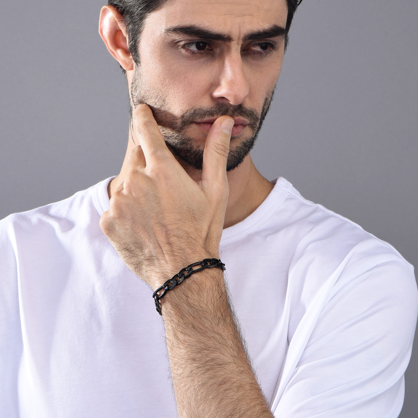 Men wearing black figaro bracelet 6mm