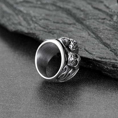 Chainshouse Punk Skull Ring For Men&Women 