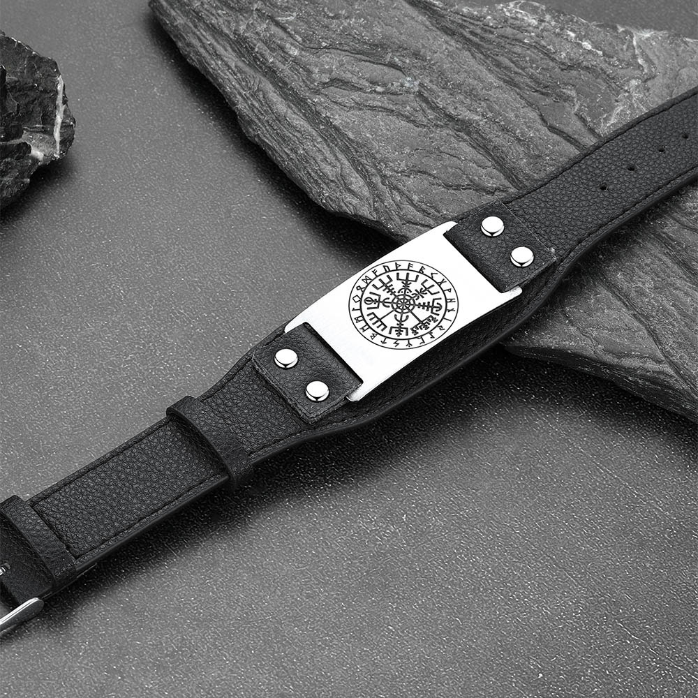 Viking Compass Leather Bracelet In Nordic Style - scene image(2)