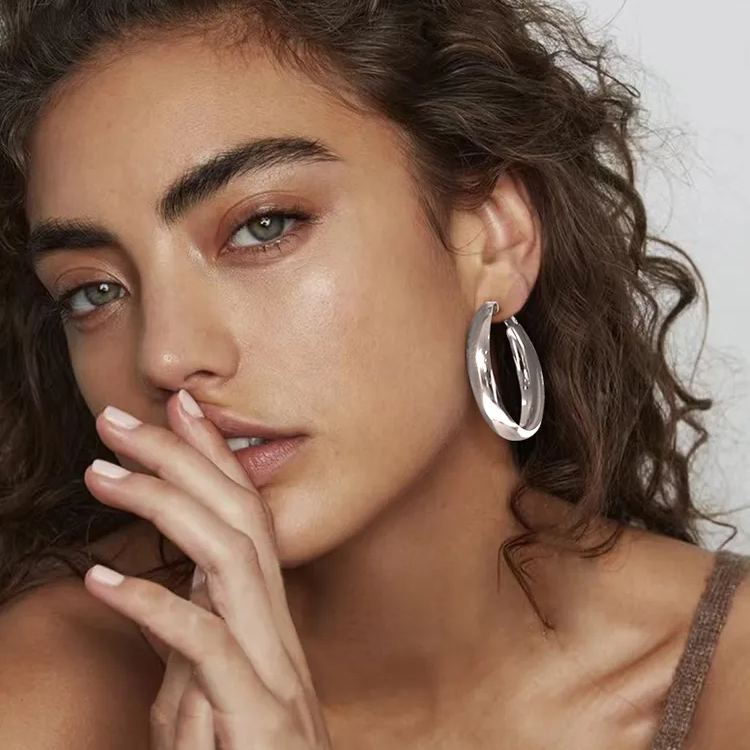 Minimalist Circle Hoop Earrings 60mm