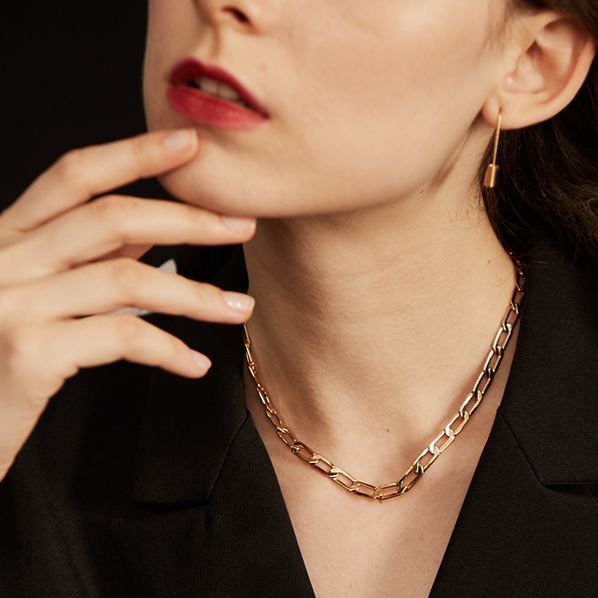 Simple Geometric Choker Necklace